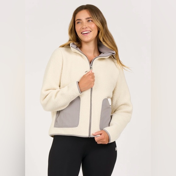 Vuori Zip-Up Fleece Jacket - Picture 2 of 5